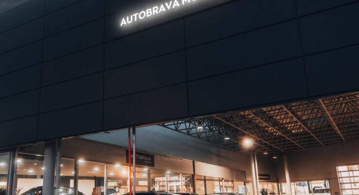 AUTOBRAVA Motors investē 5 milj. eiro jauna autosalona izveidē